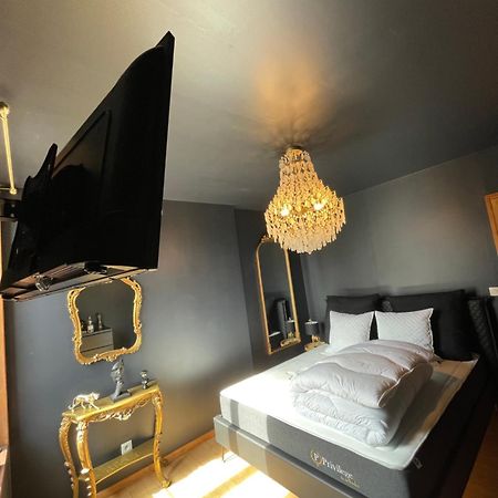 Maison Spacieuse Jacuzzi Wifi Netflix Quiévrechain Exterior foto