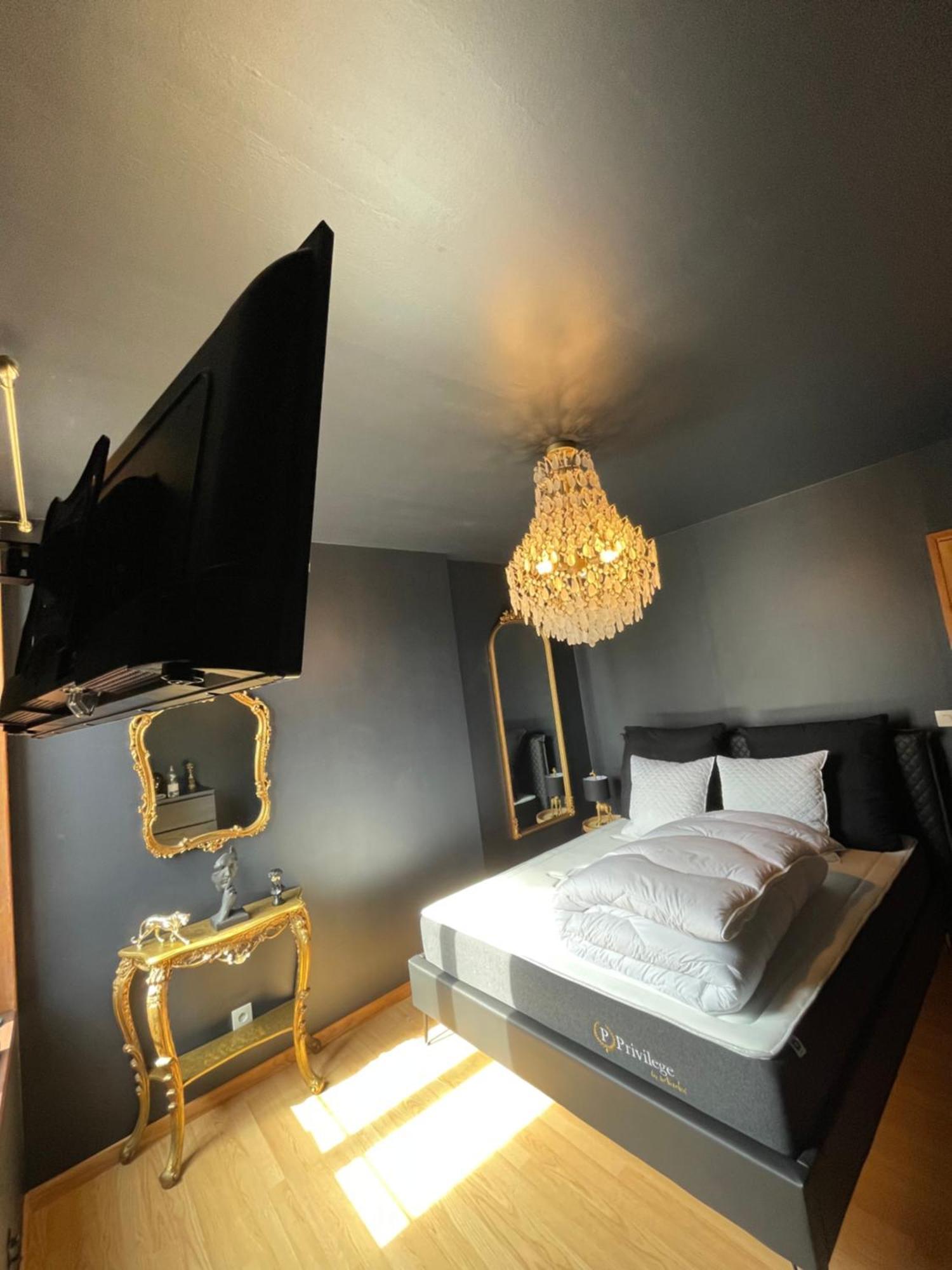 Maison Spacieuse Jacuzzi Wifi Netflix Quiévrechain Exterior foto
